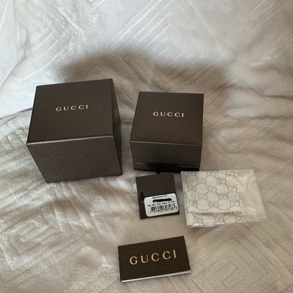 ‼️SOLD‼️Gucci Yellow Gold Icon Necklace - Picture 5 of 7